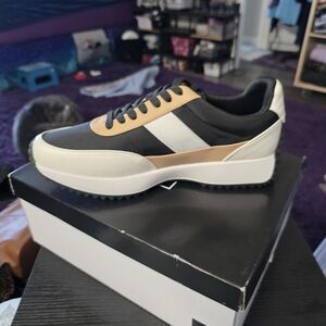 Dolce Vita Black and Cream Sneakers